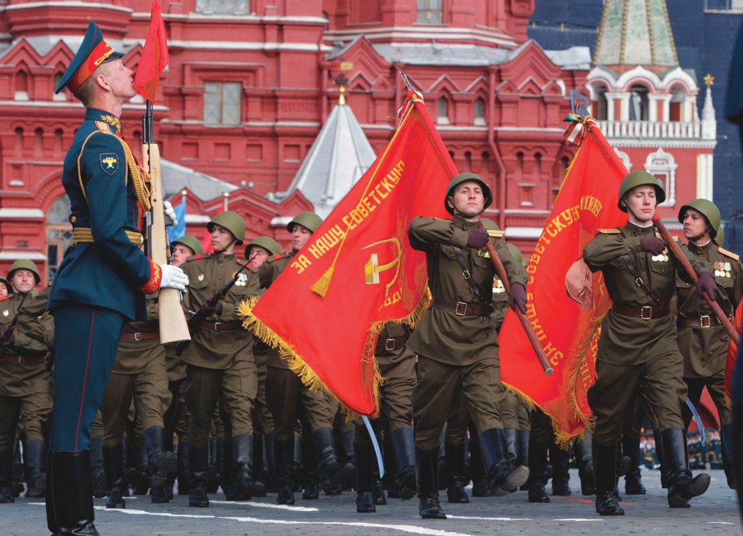 De la réhabilitation de l'URSS à la guerre des mémoires : l'imprévisible passé de la Russie sous Poutine