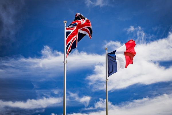 Article pour Marine & Océans : « Paris et Londres vont développer leur coopération maritime »